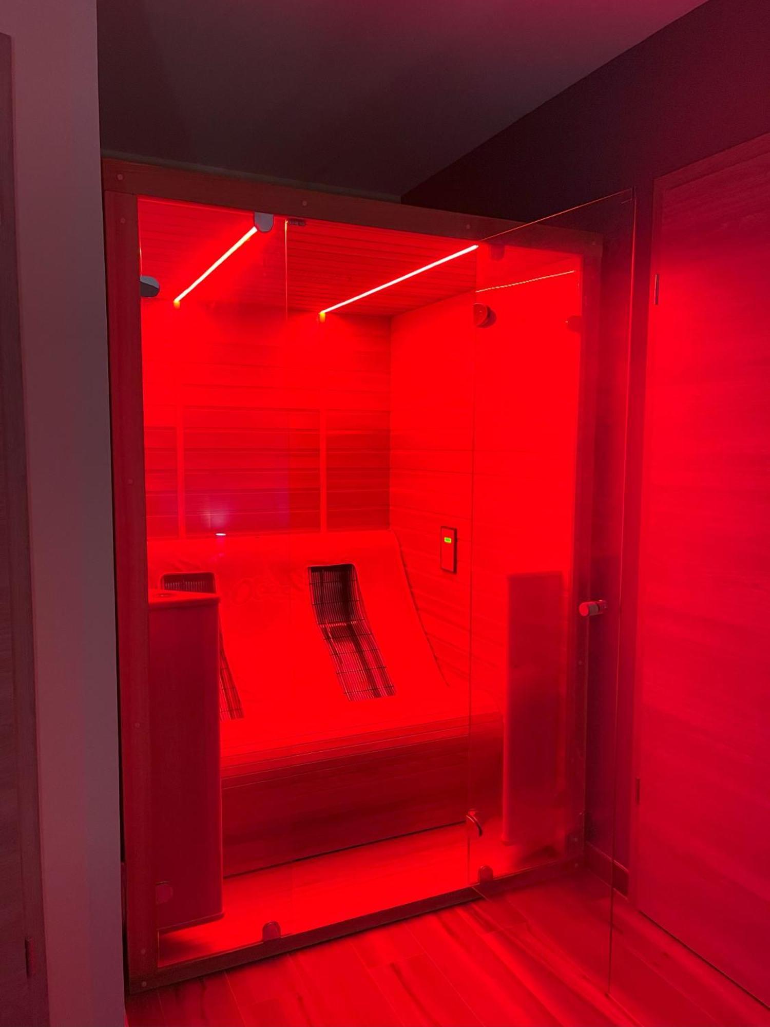 La Valentine Love Room Gites Des 3 Lavoirs Bourogne Eksteriør billede